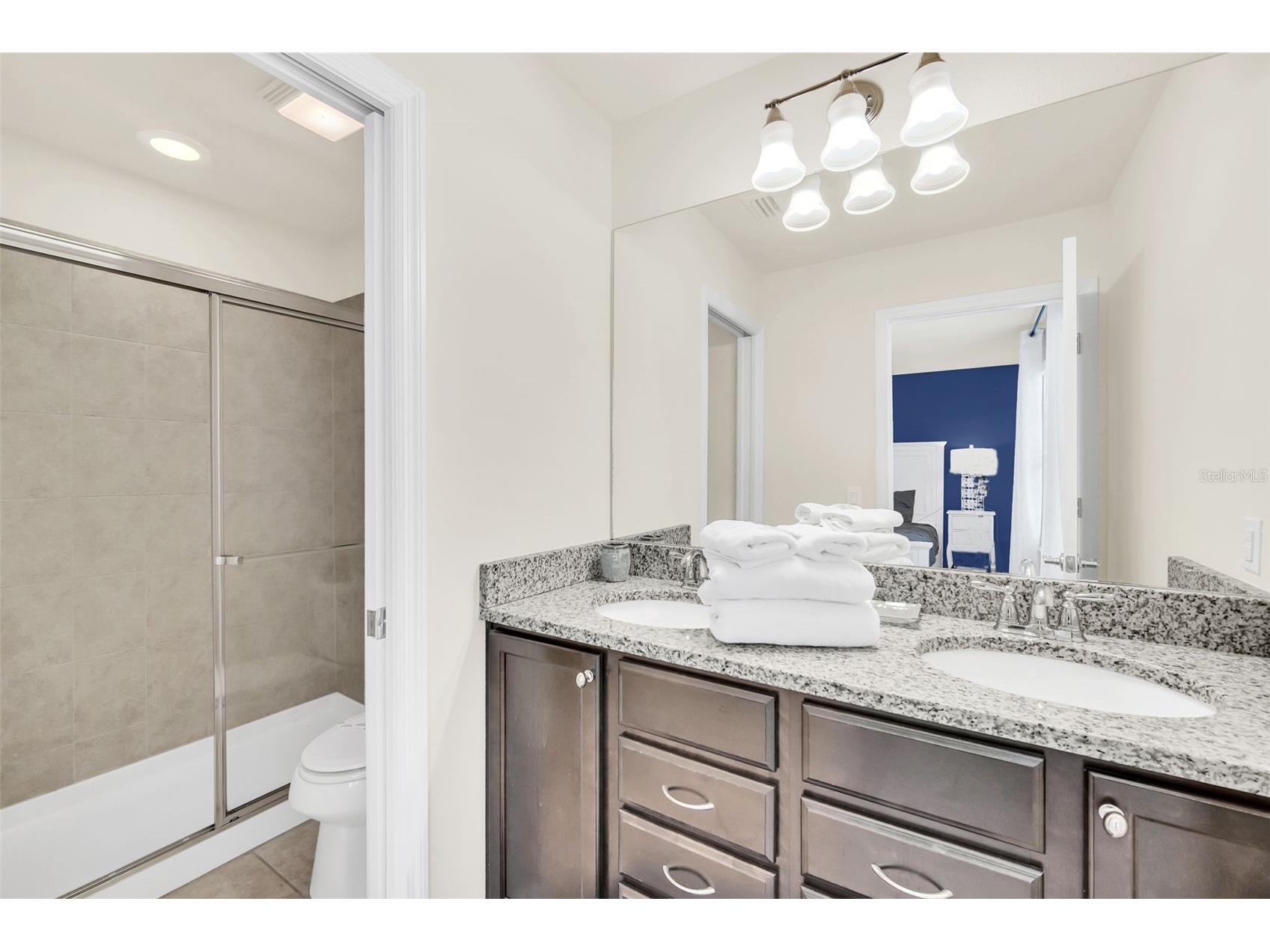 8887 Menton Loop Kissimmee FL 34747 O6404659 image29