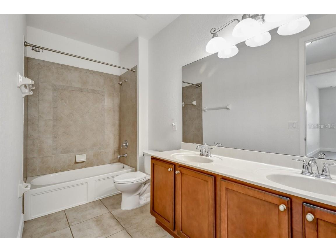 8888 Della Scala Circle Orlando FL 32836 O6323529 image31