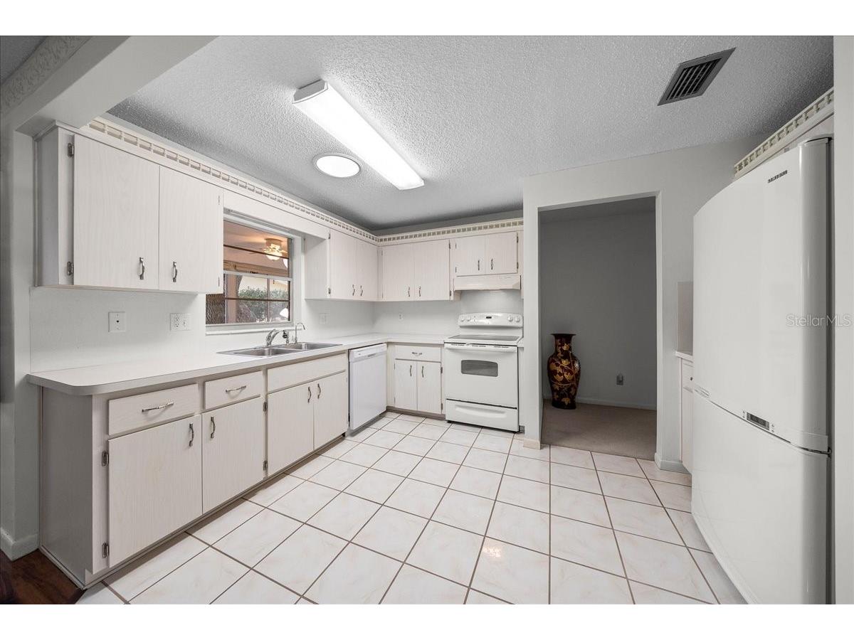 8889 SW 96th Street #F Ocala FL 34481 OM725502 image24