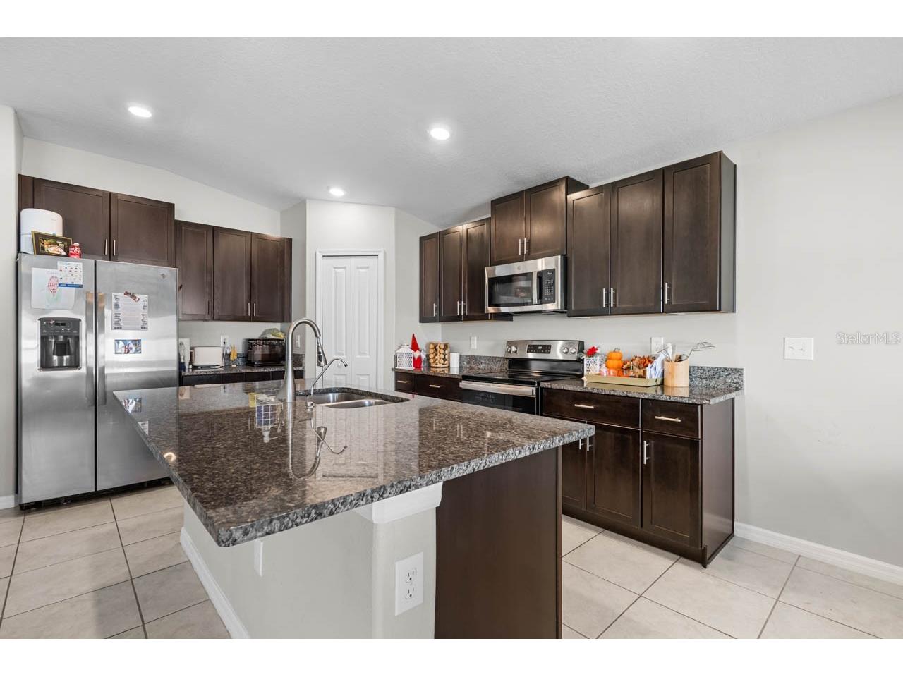 889 Calico Scallop Street Ruskin FL 33570 TB8499774 image6