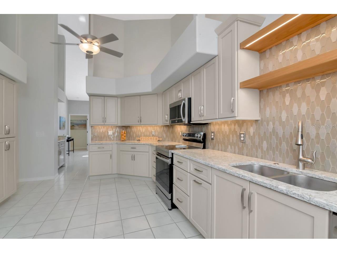 889 Crestridge Circle Tarpon Springs FL 34688 TB8471957 image29