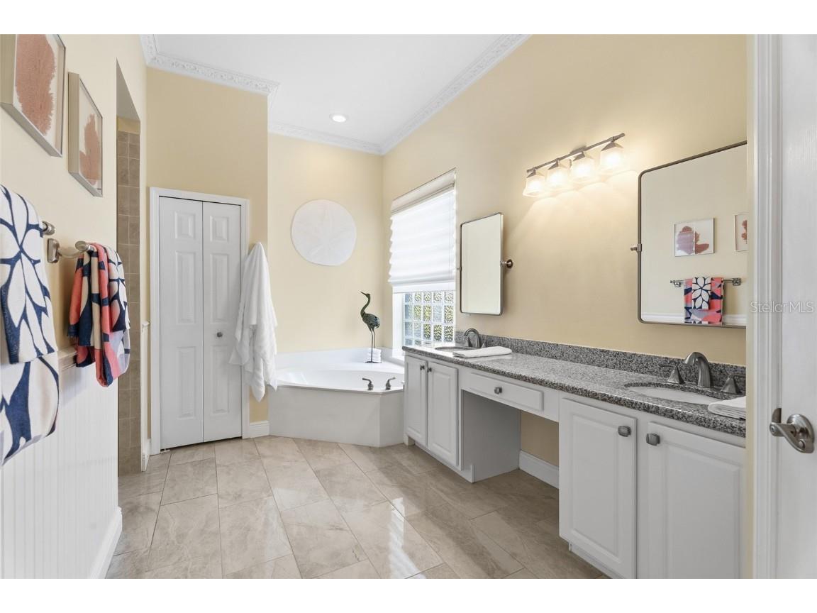 889 Island Club Square Vero Beach FL 32963 O6344115 image24