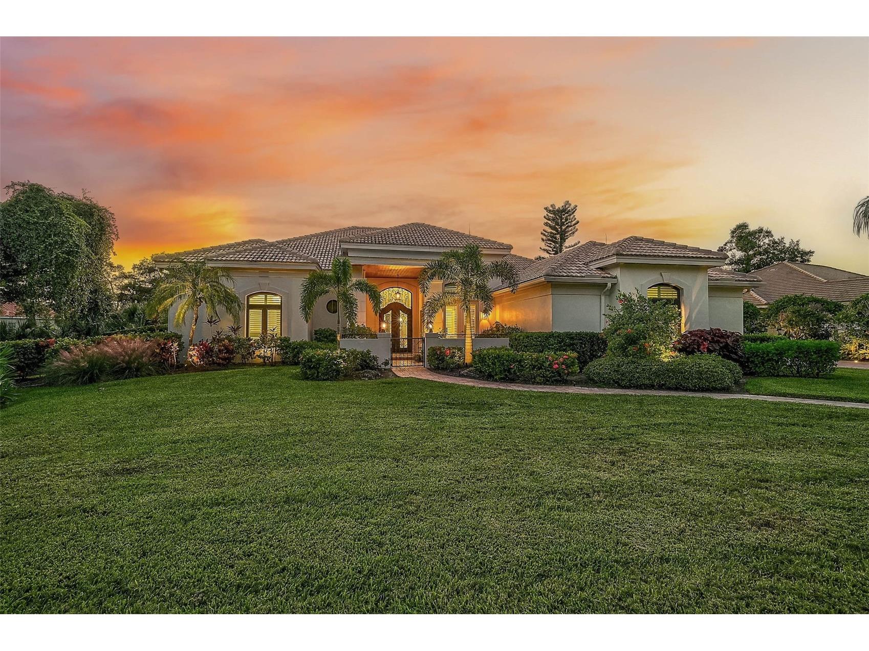 889 Macewen Drive Osprey FL 34229 A4667645 image1