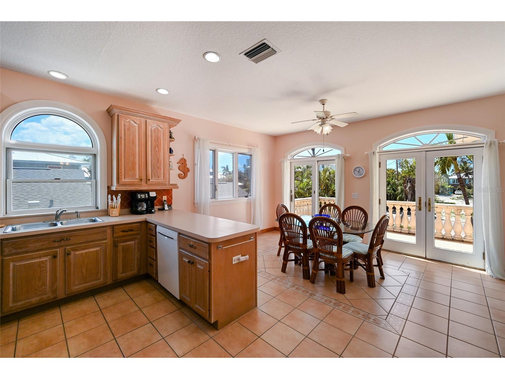 889 N Shore Drive Anna Maria FL 34216 A4688600 image16