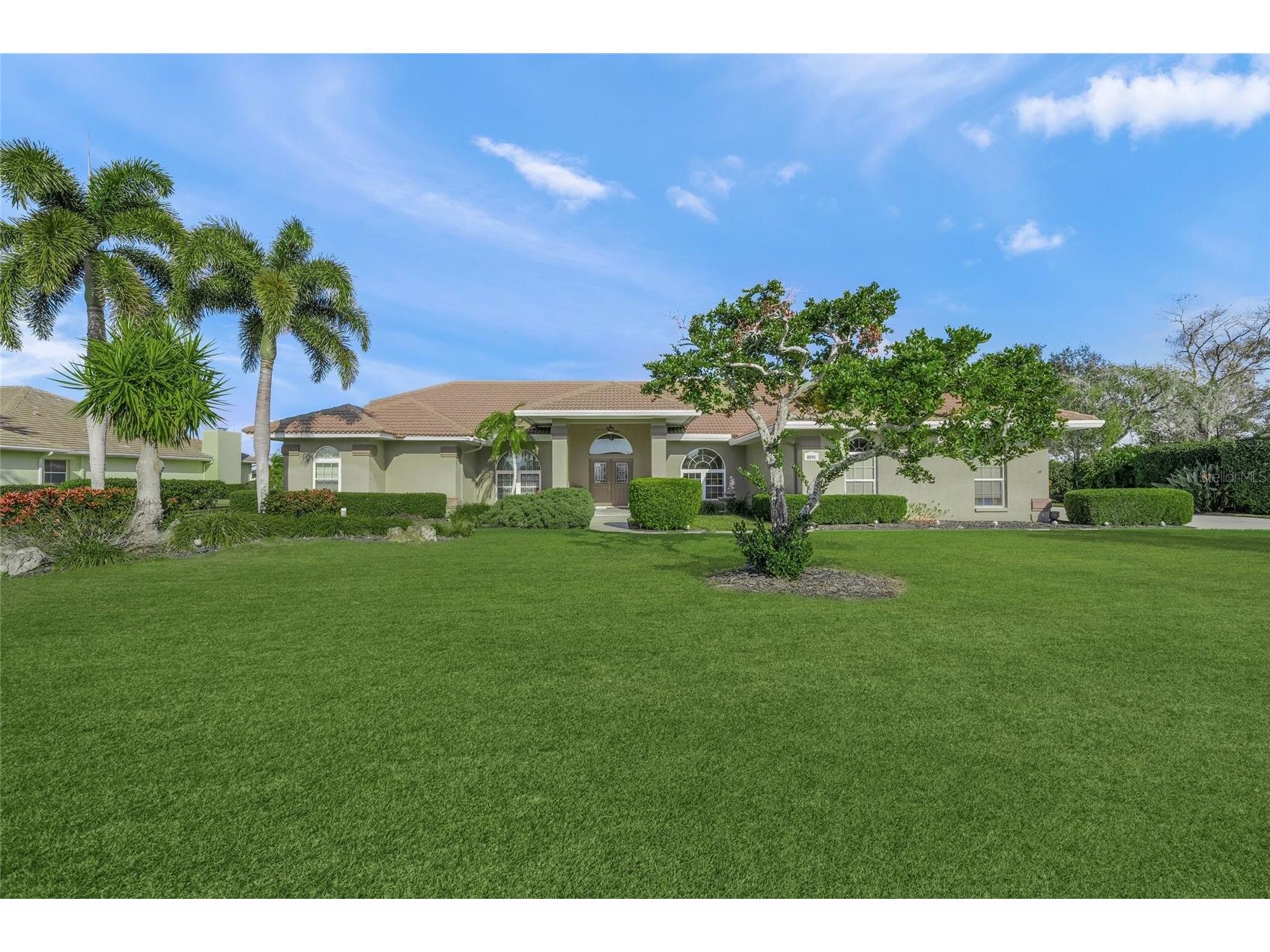 8890 Misty Creek Drive Sarasota FL 34241 A4681023 image10