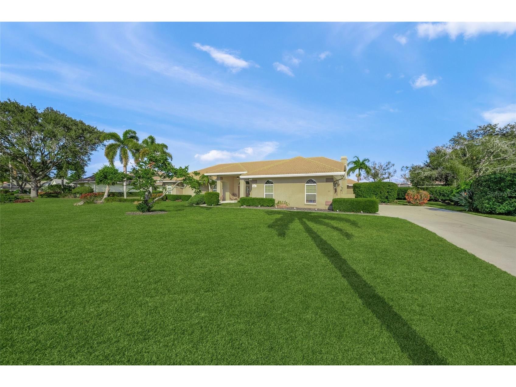 8890 Misty Creek Drive Sarasota FL 34241 A4681023 image80