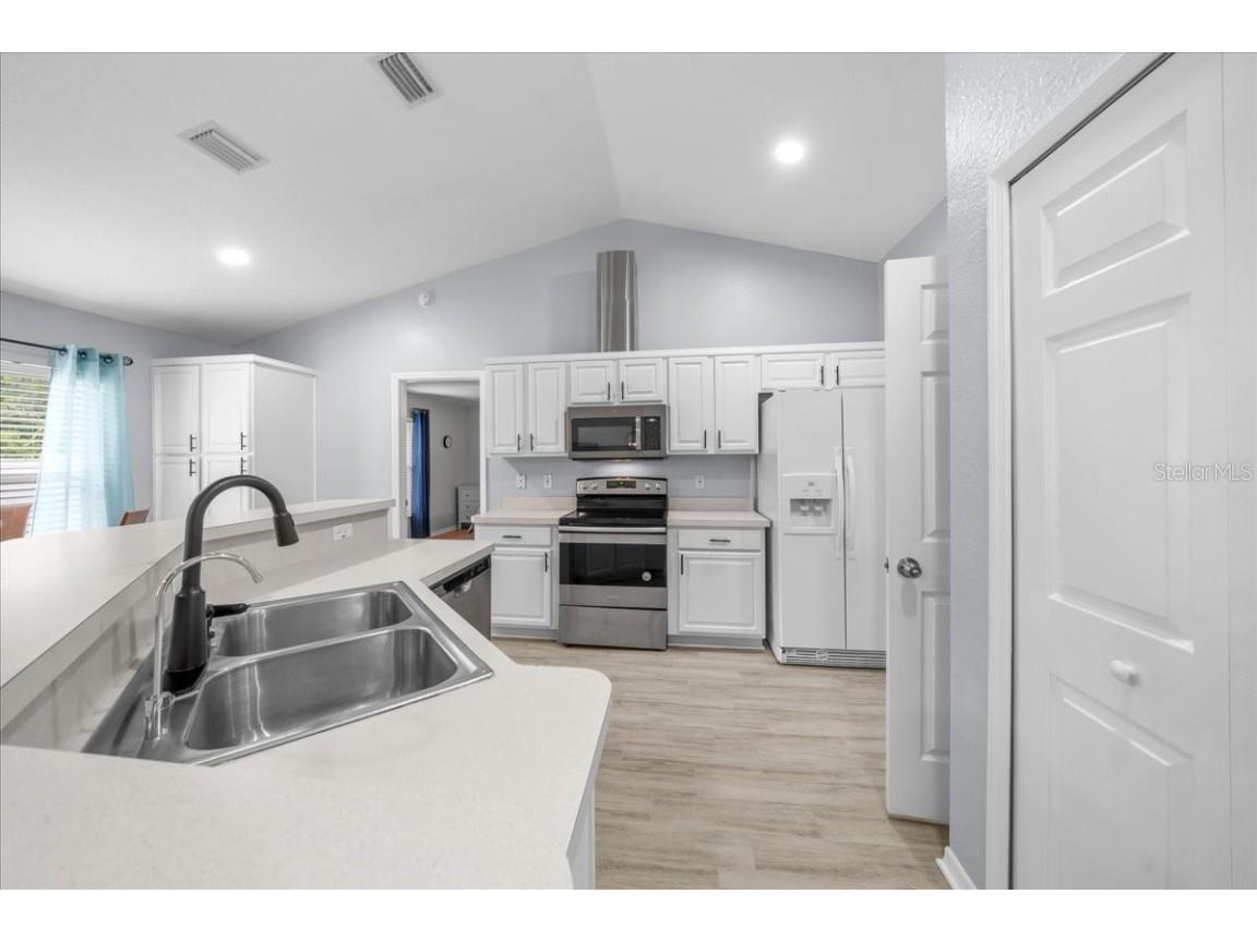 8890 SW 33rd Court Ocala FL 34476 OM708621 image12