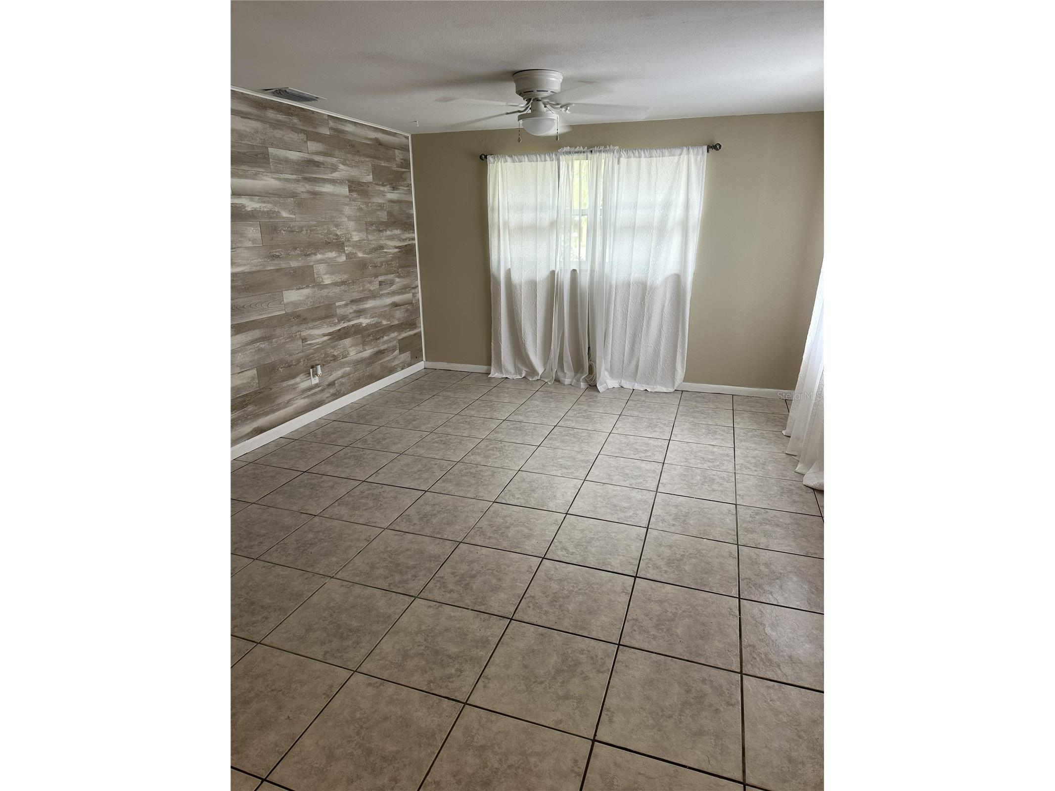 8892 79th Place Seminole FL 33777 TB8515652 image4