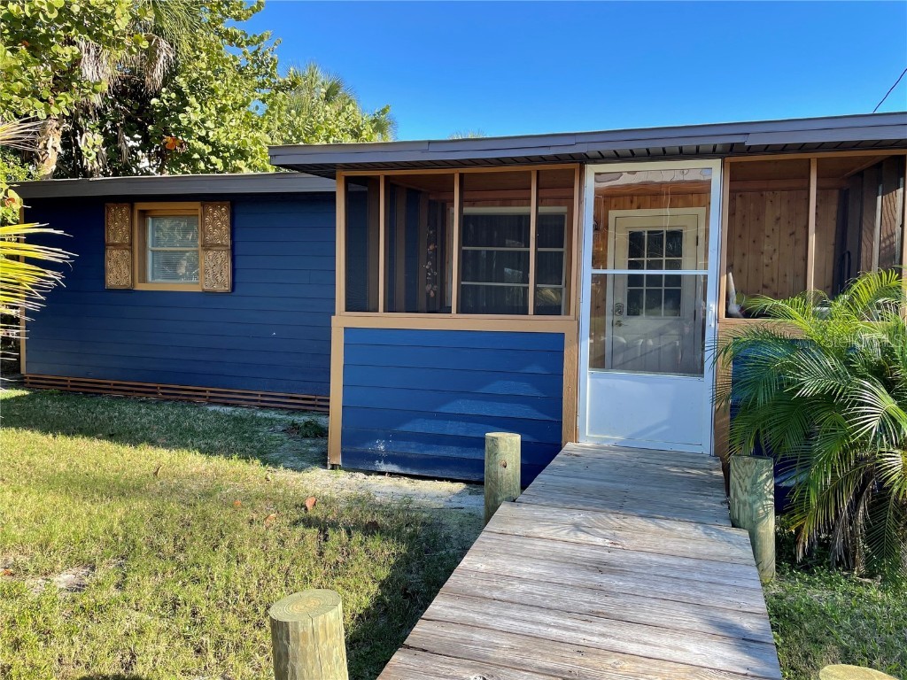 8896 Gulf St Placida FL 33946 D6134153 image1