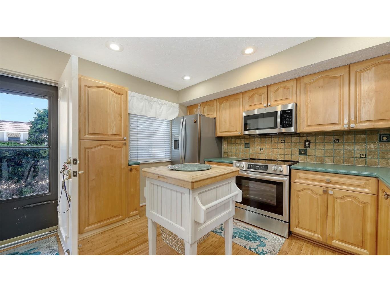 8897 Midnight Pass Road #105 Sarasota FL 34242 - INTERCOASTAL WATERWAY A4660356 image3