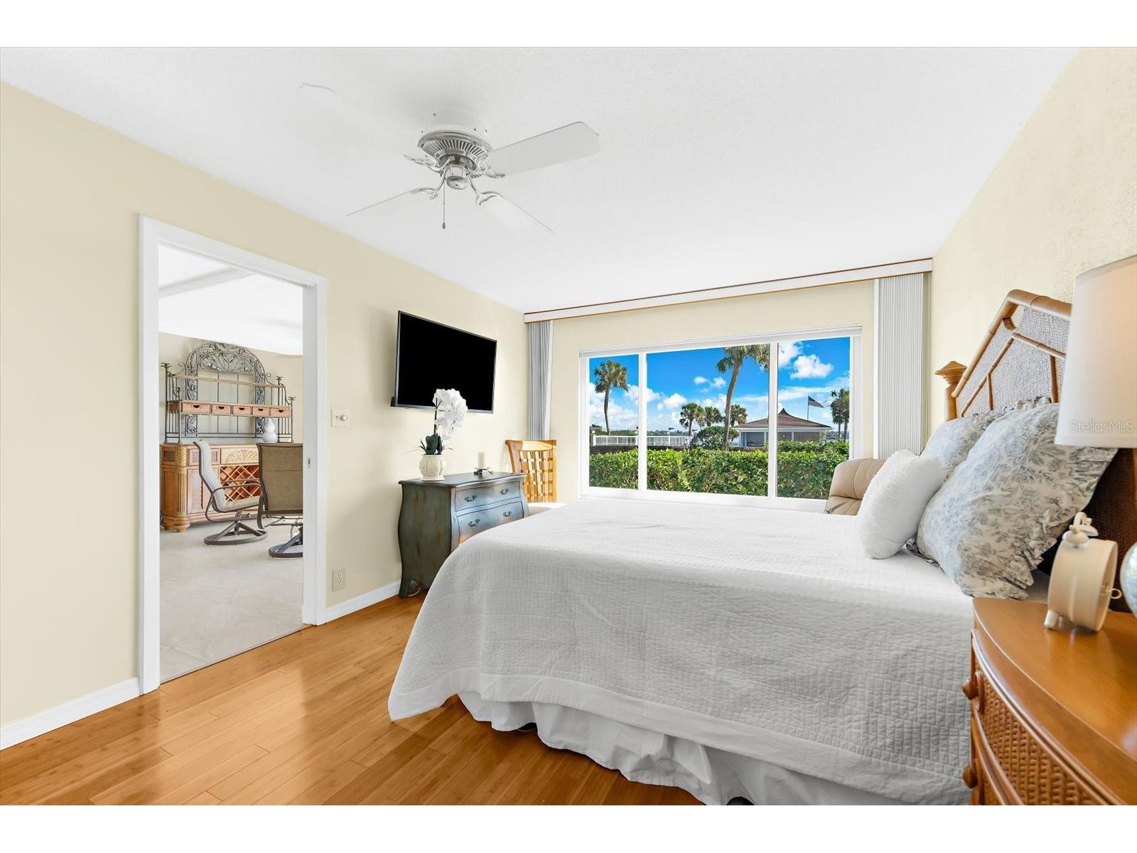 8897 Midnight Pass Road #105 Sarasota FL 34242 A4681513 image12