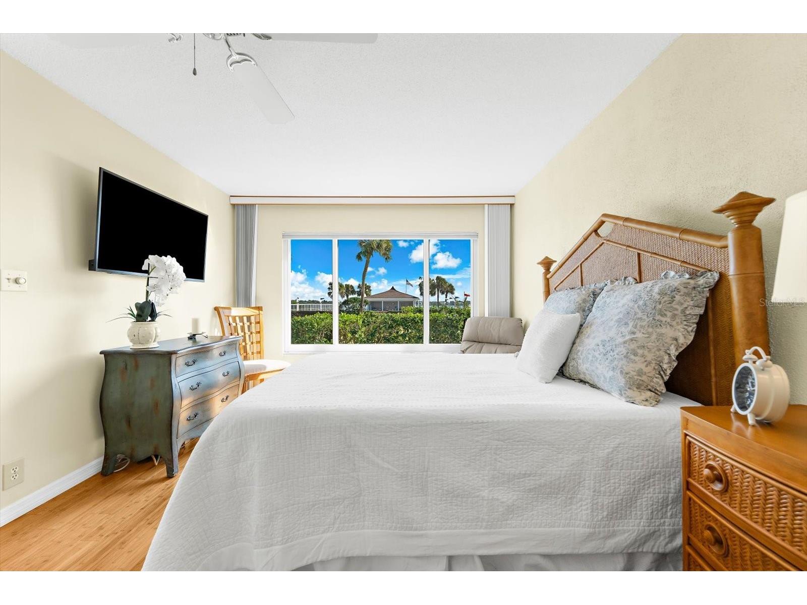 8897 Midnight Pass Road #105 Sarasota FL 34242 A4681513 image13