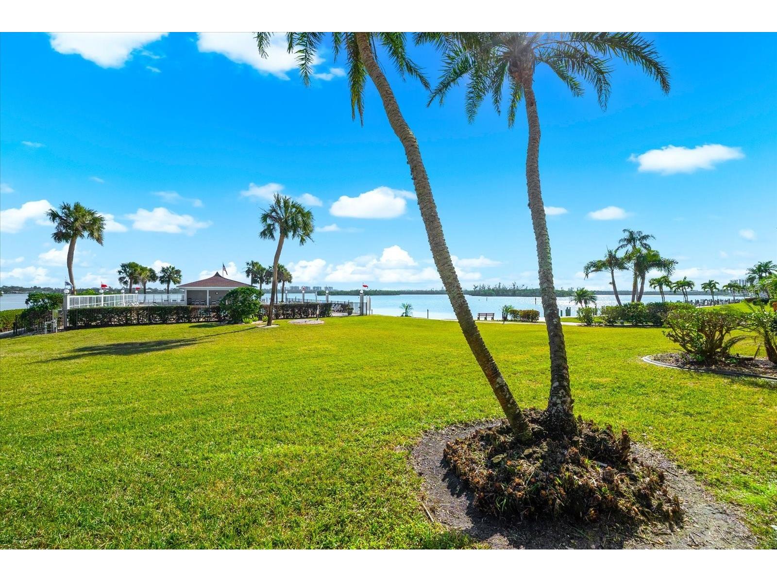 8897 Midnight Pass Road #105 Sarasota FL 34242 A4681513 image28