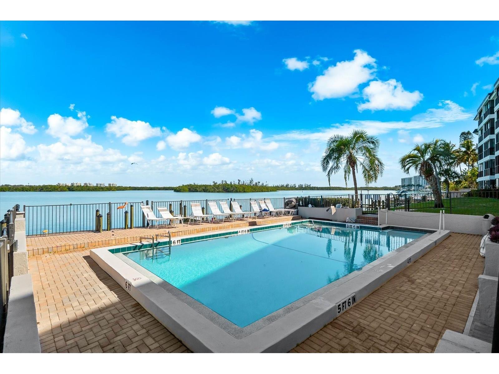 8897 Midnight Pass Road #105 Sarasota FL 34242 A4681513 image30