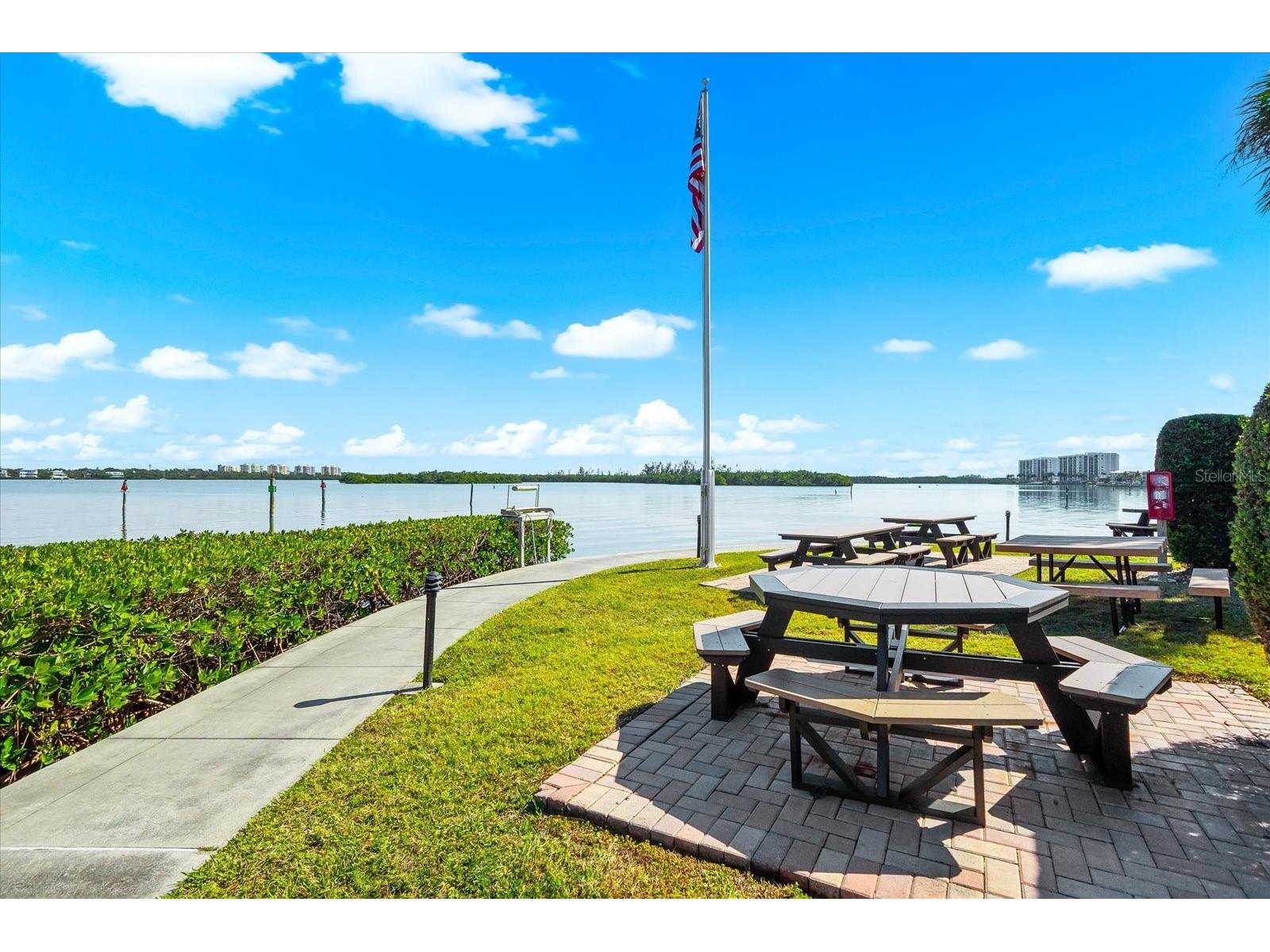 8897 Midnight Pass Road #105 Sarasota FL 34242 A4681513 image35