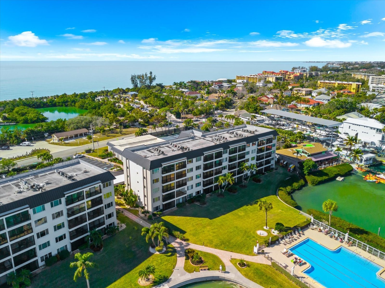 8897 Midnight Pass Road #105 Sarasota FL 34242 A4681513 image44