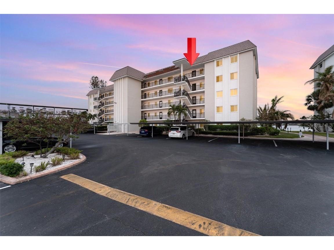 8897 Midnight Pass Road #506 Sarasota FL 34242 A4627916 image1
