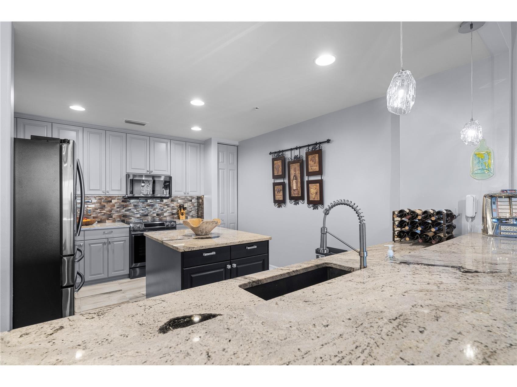 89 Vivante Boulevard #8943 Punta Gorda FL 33950 - CHARLOTTE HARBOR C7522675 image8