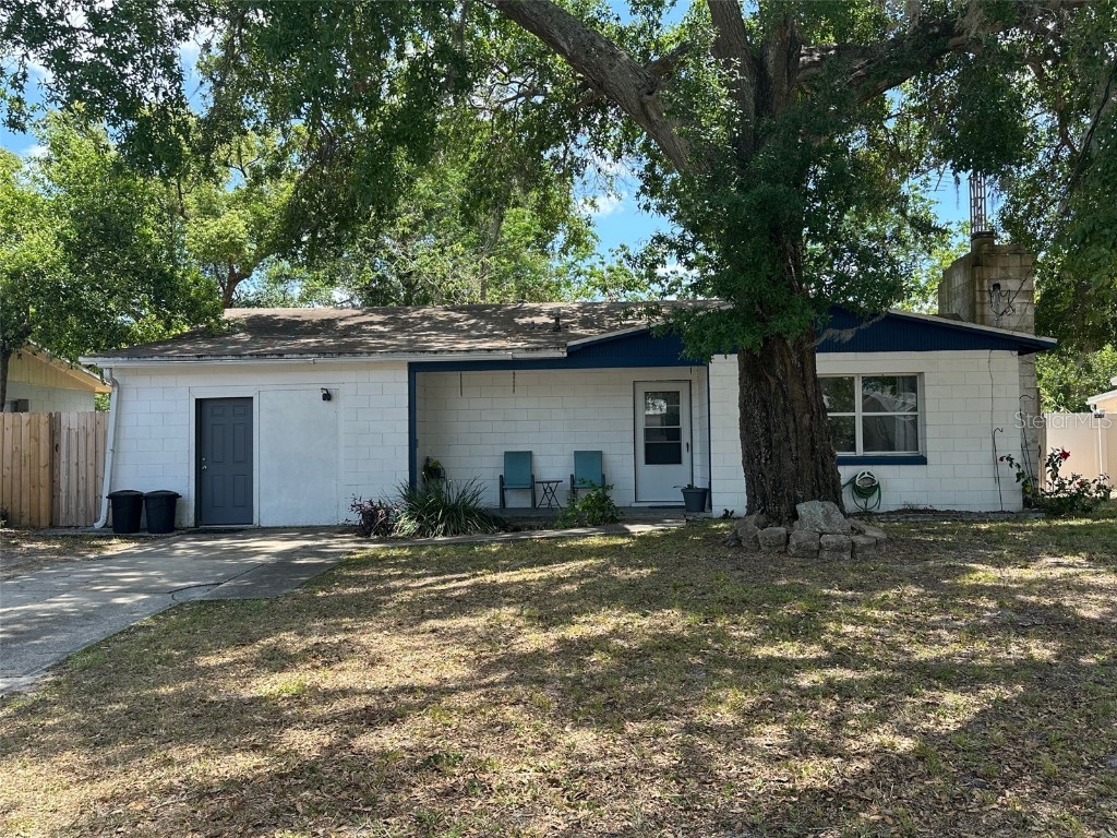 890 Emerald Drive Mount Dora FL 32757 O6305507 image1