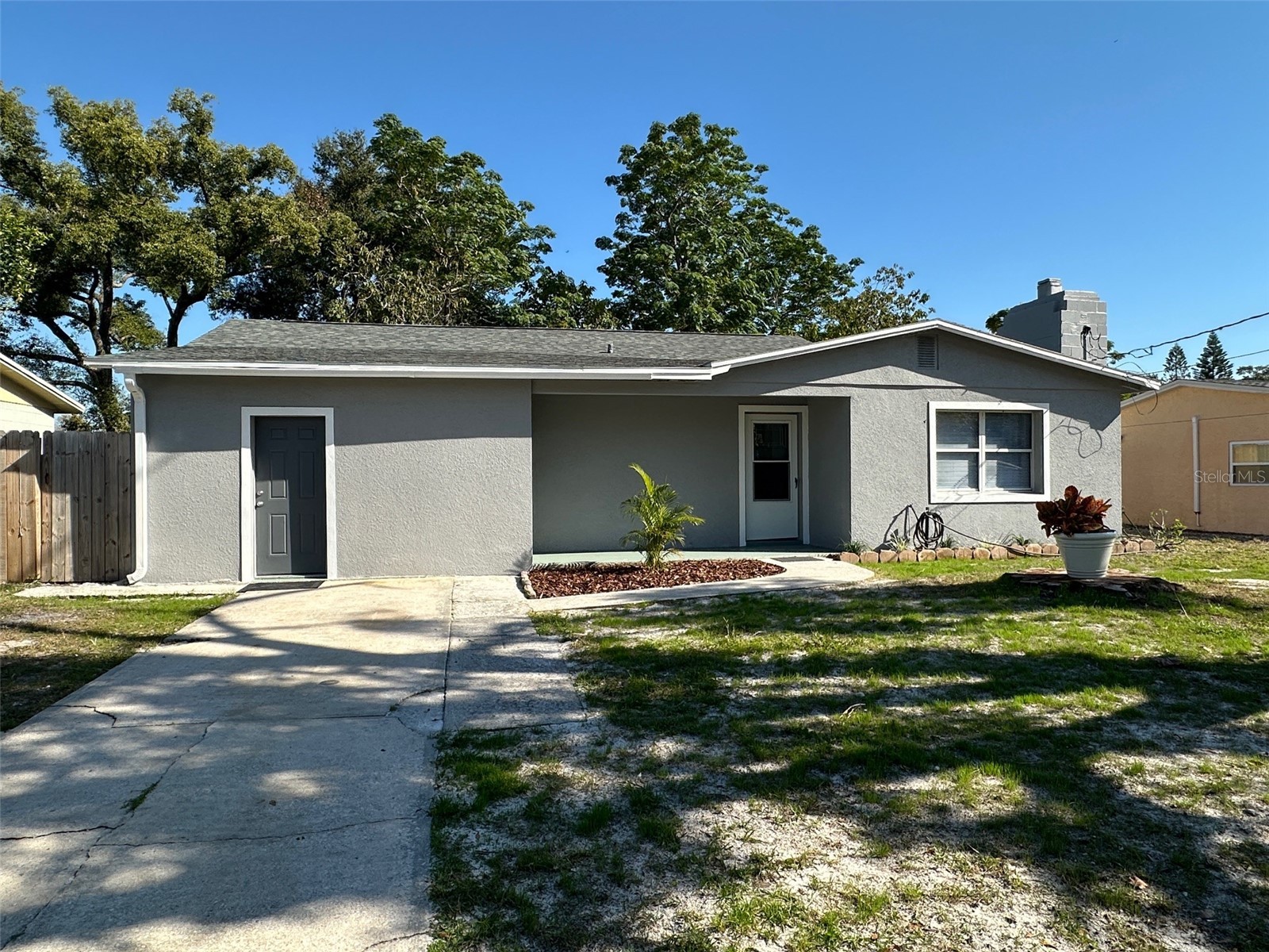 890 Emerald Drive Mount Dora FL 32757 O6358412 image1