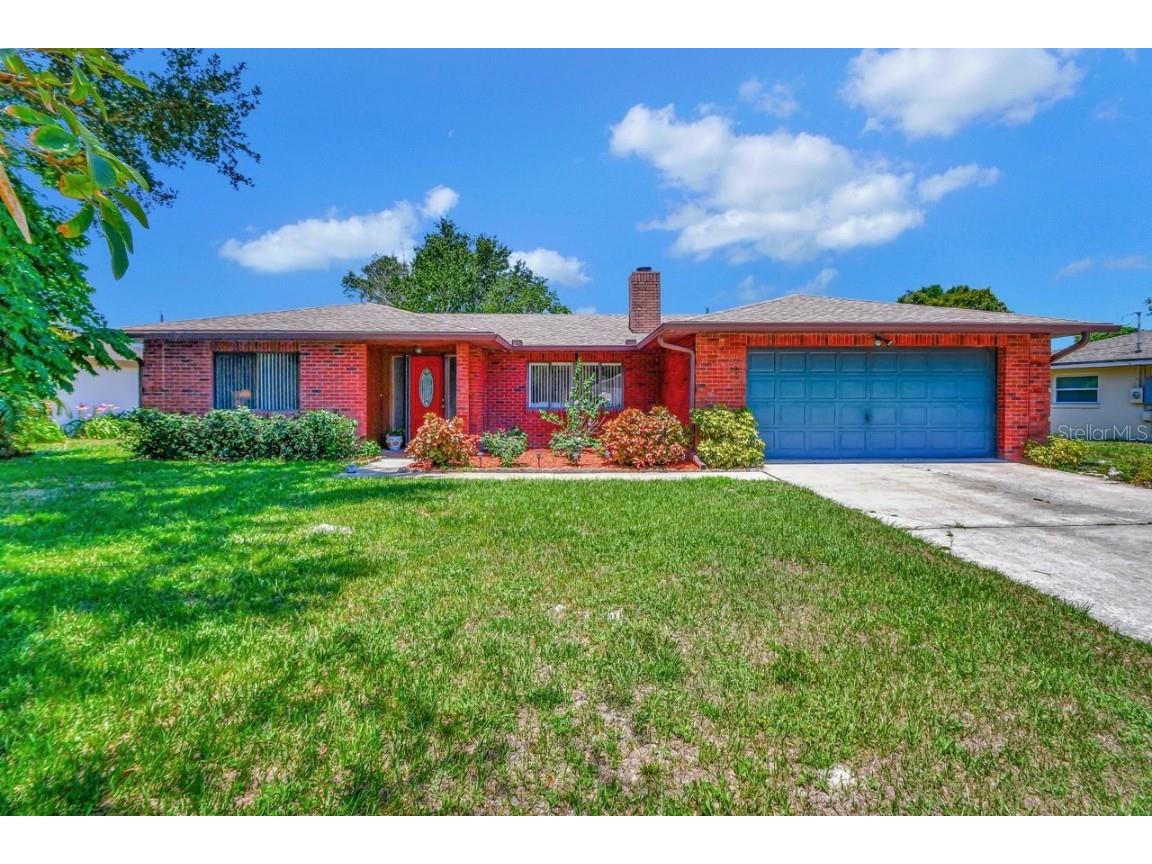 890 Glasgow Avenue Deltona FL 32738 V4936490 image1