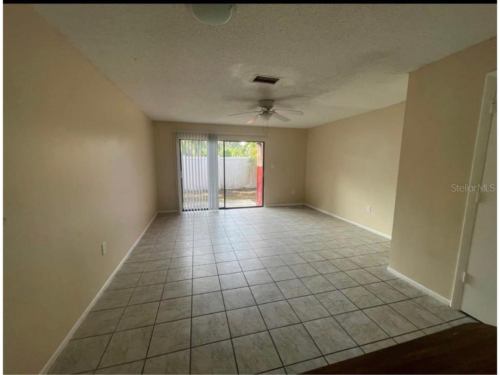 890 Mecca Drive #4 Sarasota FL 34234 A4674209 image2