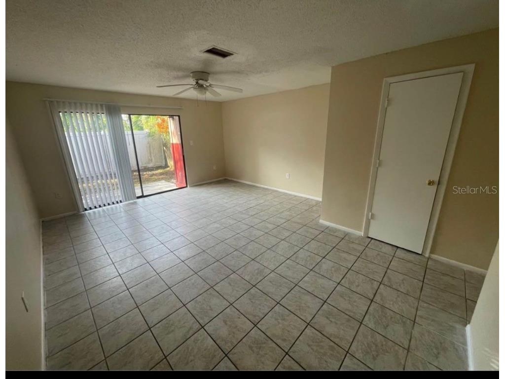 890 Mecca Drive #4 Sarasota FL 34234 A4674209 image3