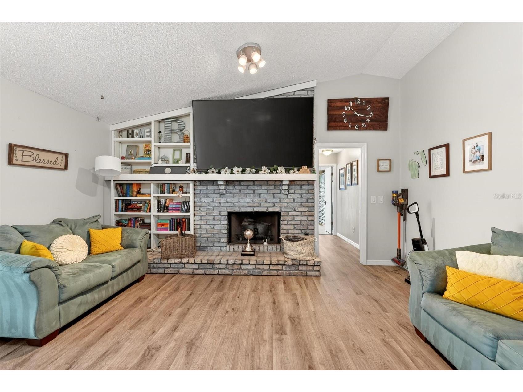 890 Mendoza Drive Orlando FL 32825 O6410672 image14