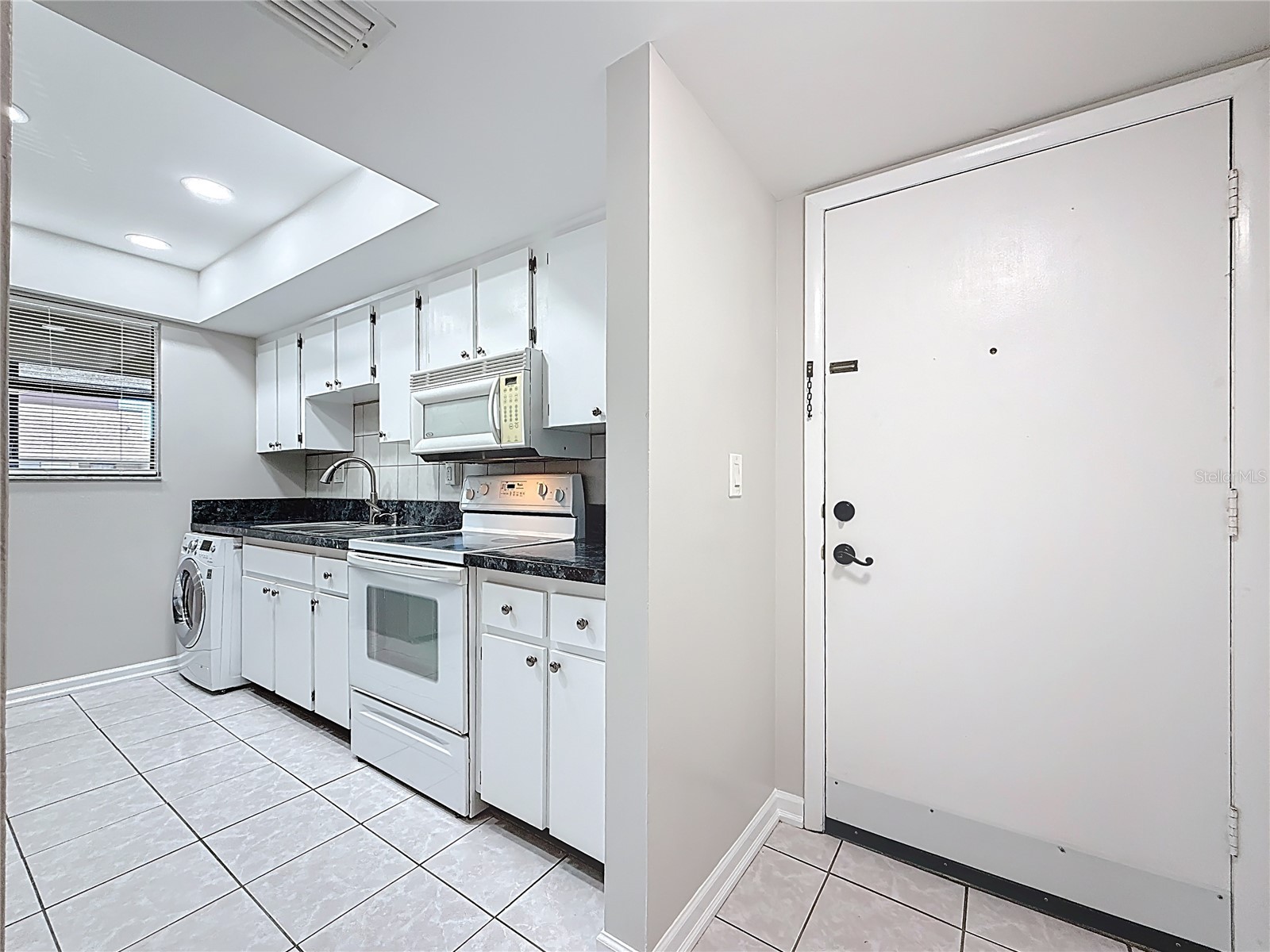 890 N Village Drive N #204 Saint Petersburg FL 33716 TB8498048 image11