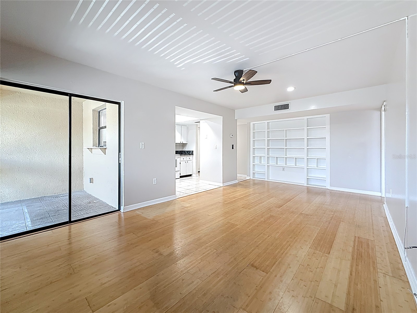 890 N Village Drive N #204 Saint Petersburg FL 33716 TB8498048 image21