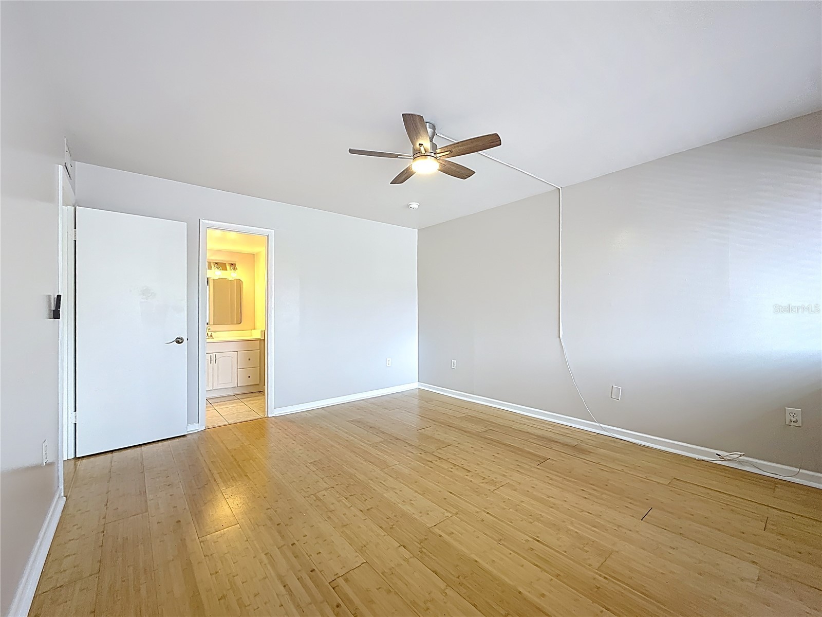 890 N Village Drive N #204 Saint Petersburg FL 33716 TB8498048 image27