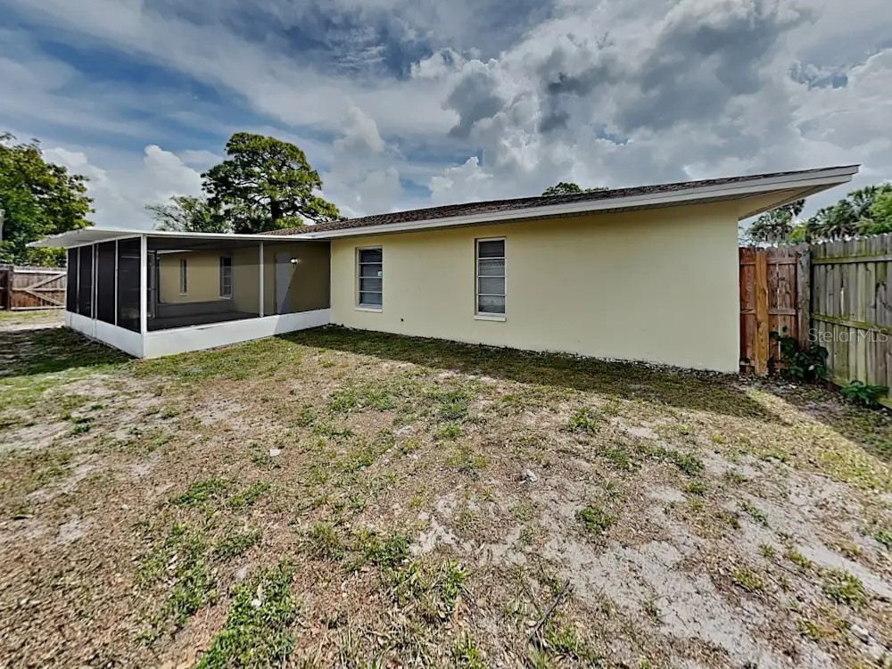 8900 Phyliss Avenue Sarasota FL 34231 TB8520245 image12