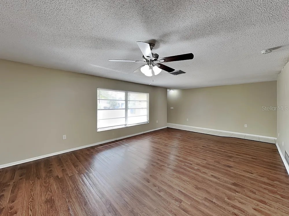 8900 Phyliss Avenue Sarasota FL 34231 TB8520245 image4