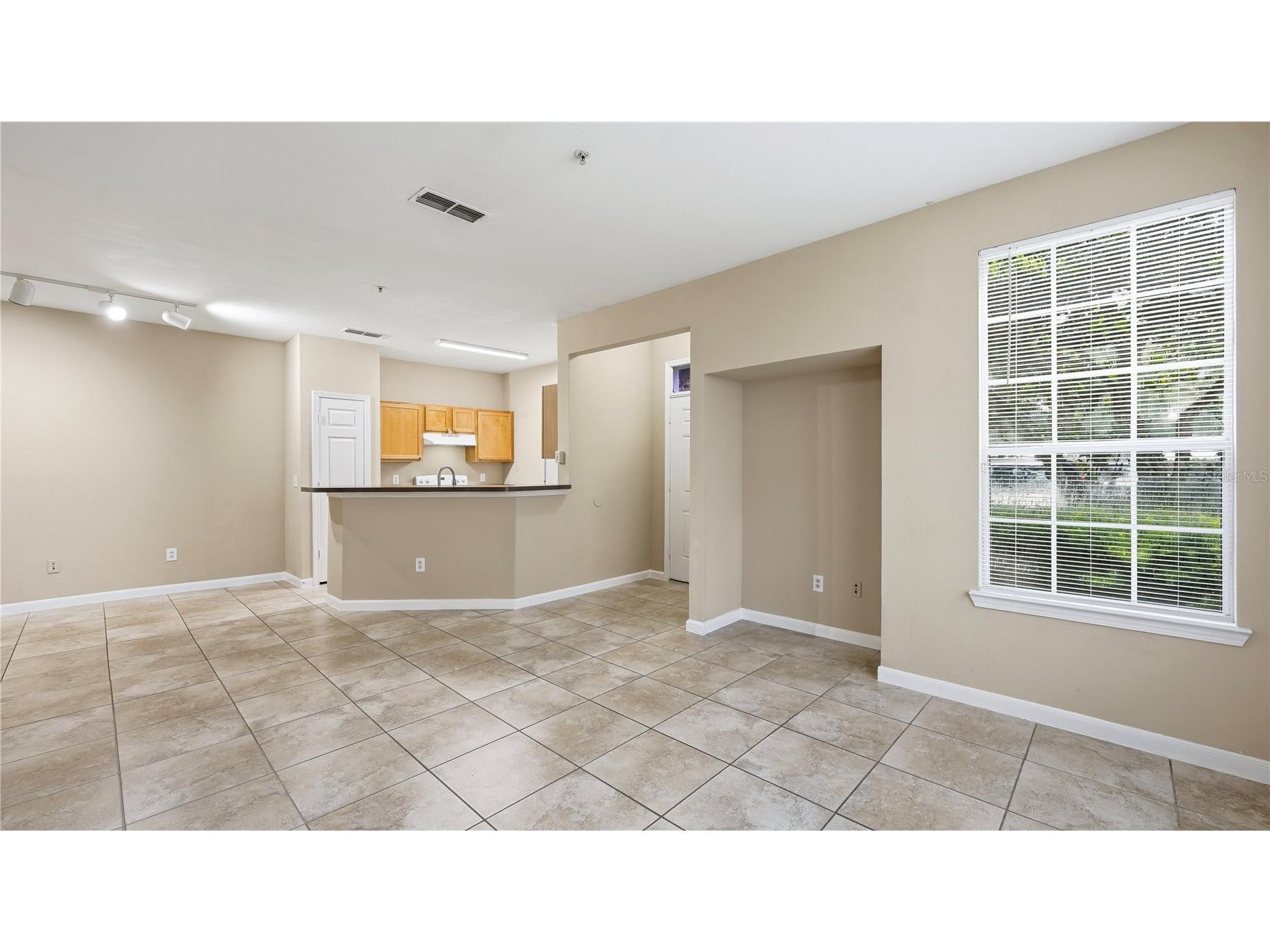 8901 Lee Vista Boulevard #3001 Orlando FL 32829 O6388192 image4