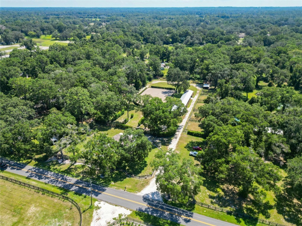 8901 NW 137th Avenue Morriston FL 32668 OM706556 image3