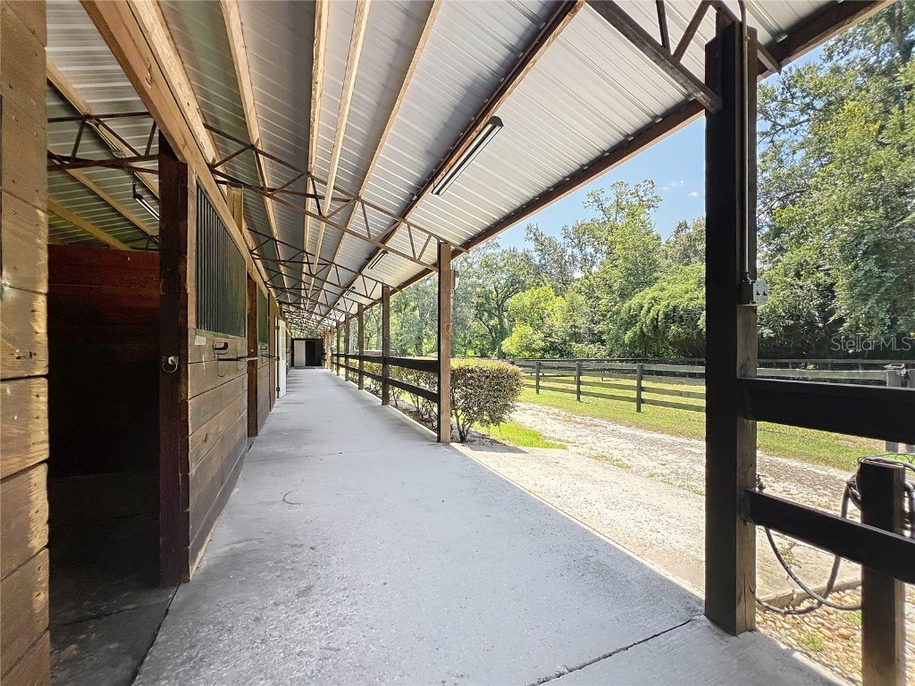 8901 NW 137th Avenue Morriston FL 32668 OM706556 image68