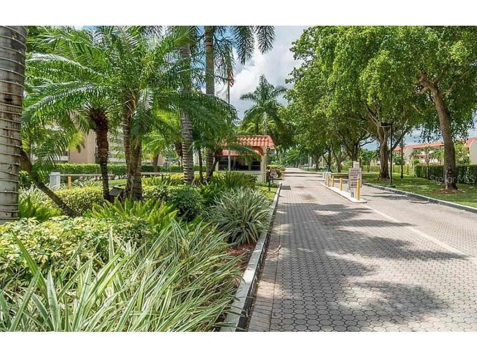 8901 S Hollybrook Blvd #304 Pembroke Pines FL 33025 S5141869 image51
