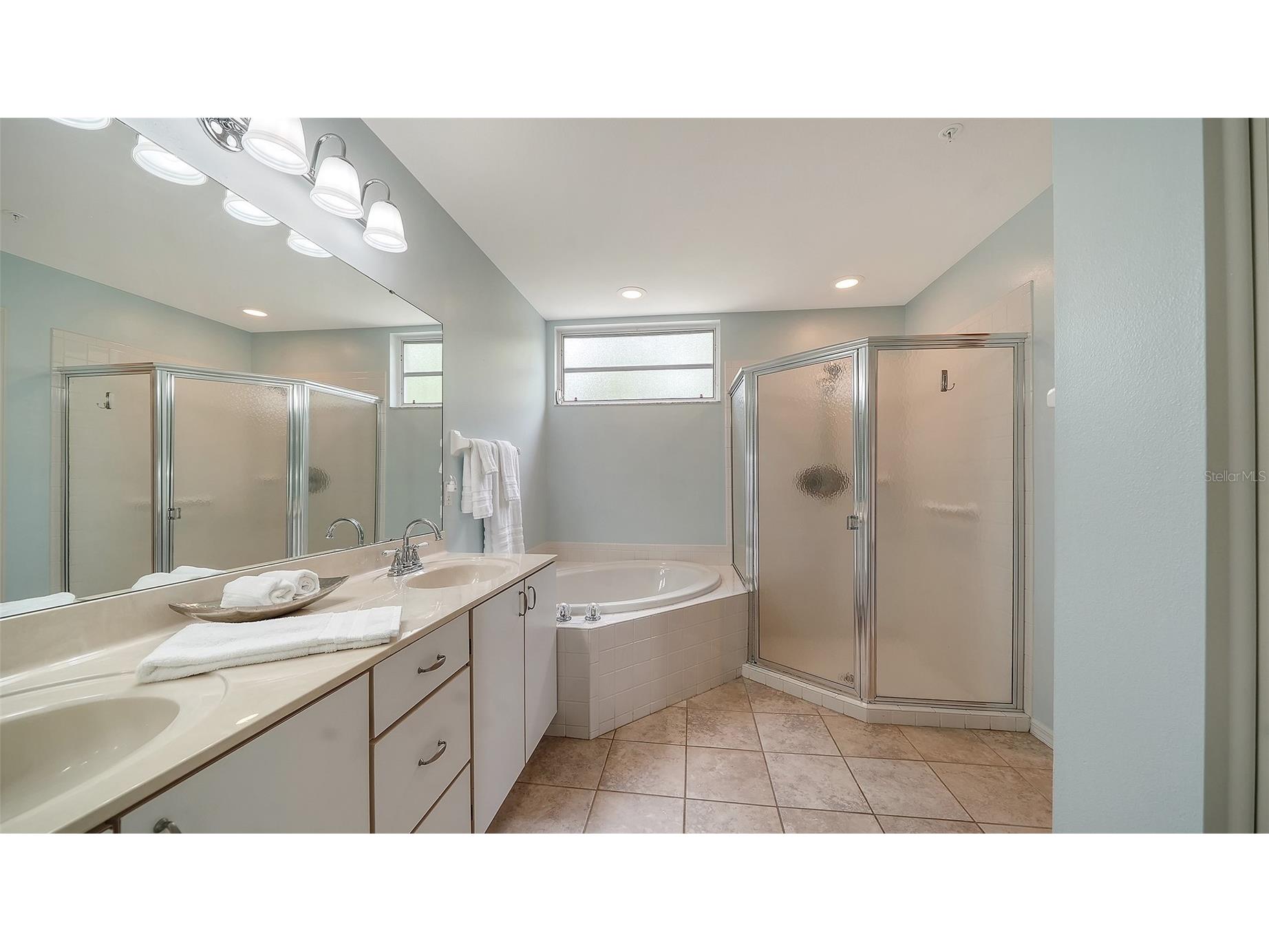 8901 Veranda Way #111 Sarasota FL 34238 A4691605 image18