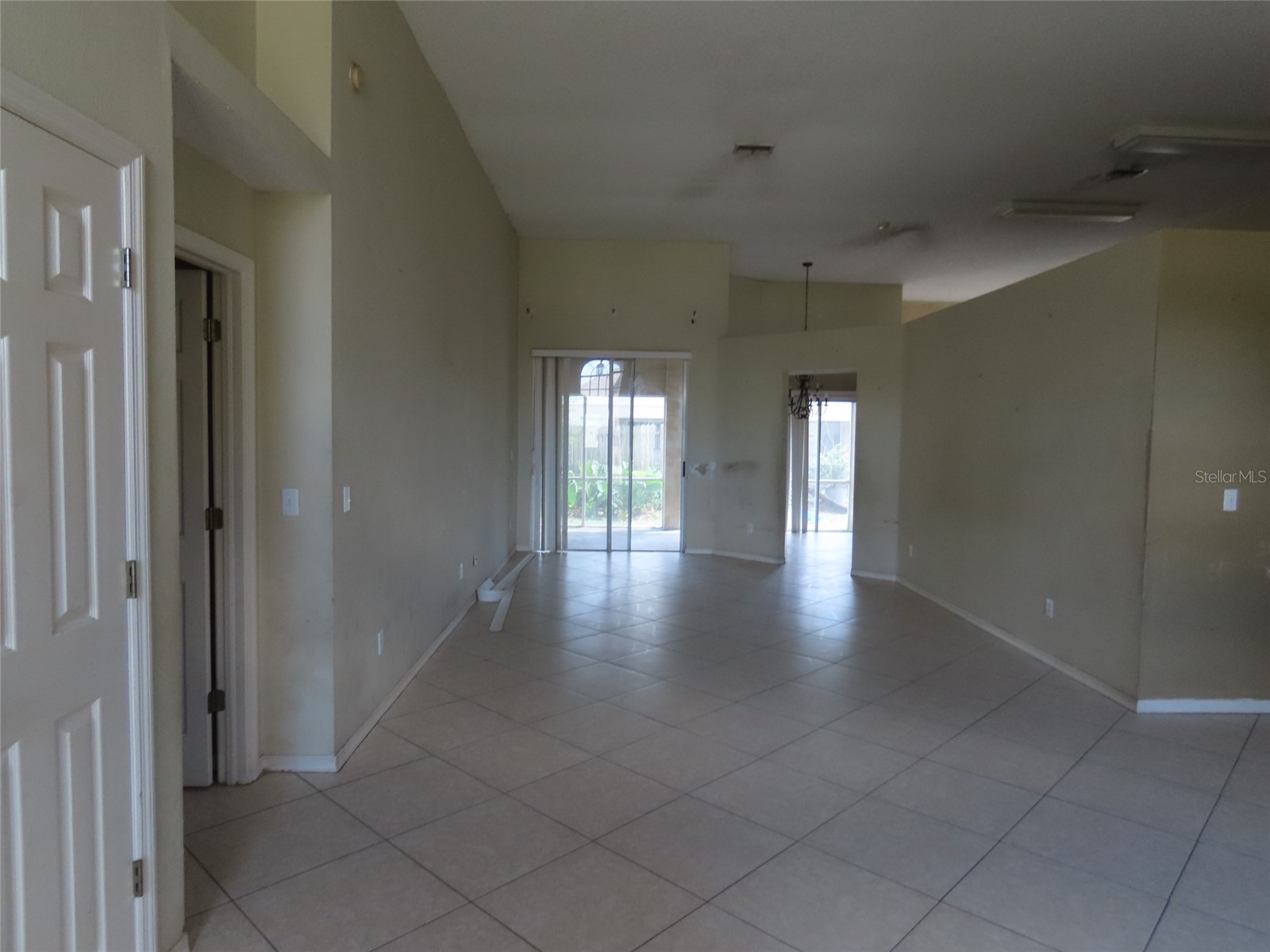 8902 Breland Drive Tampa FL 33626 TB8498802 image2