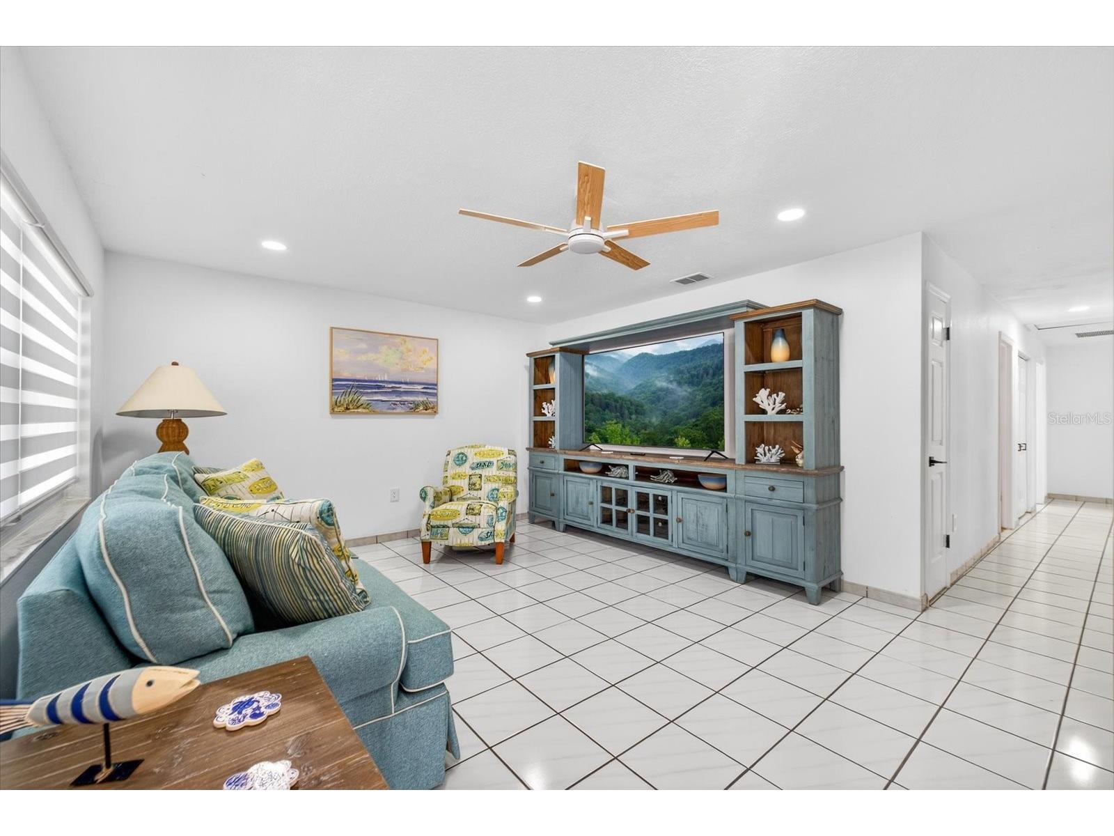 8902 N Hamner Avenue Tampa FL 33604 TB8504041 image8