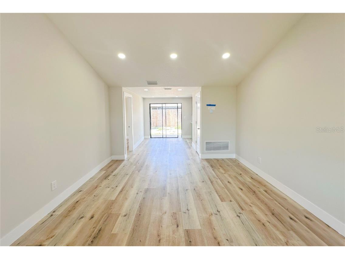 8902 Wing Tip Court Tampa FL 33634 TB8431701 image11