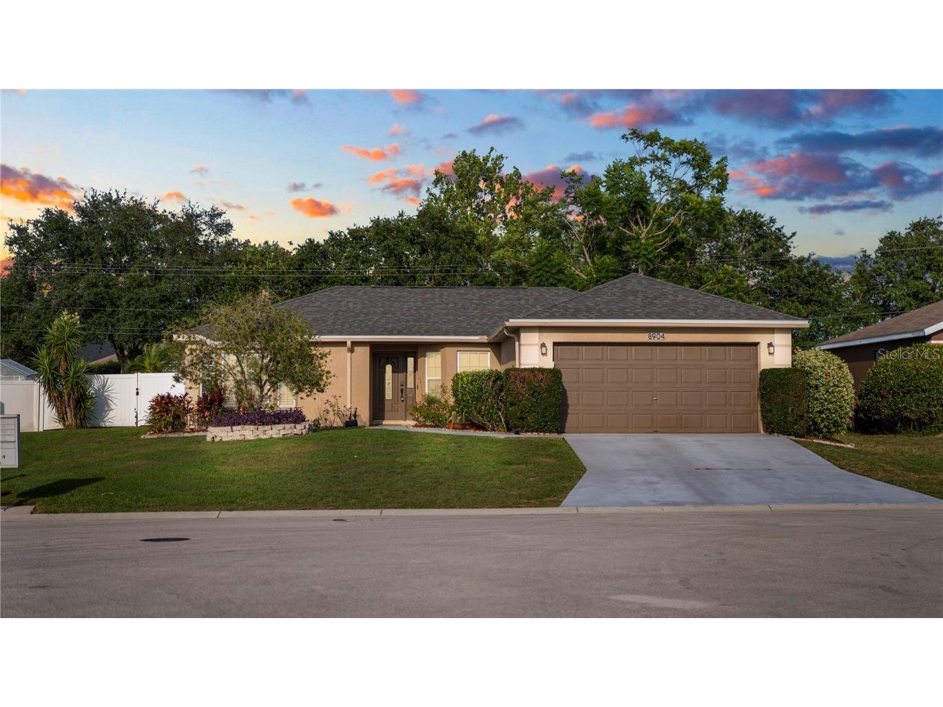 8904 Pebblebrooke Drive Lakeland FL 33810 L4953236 image1