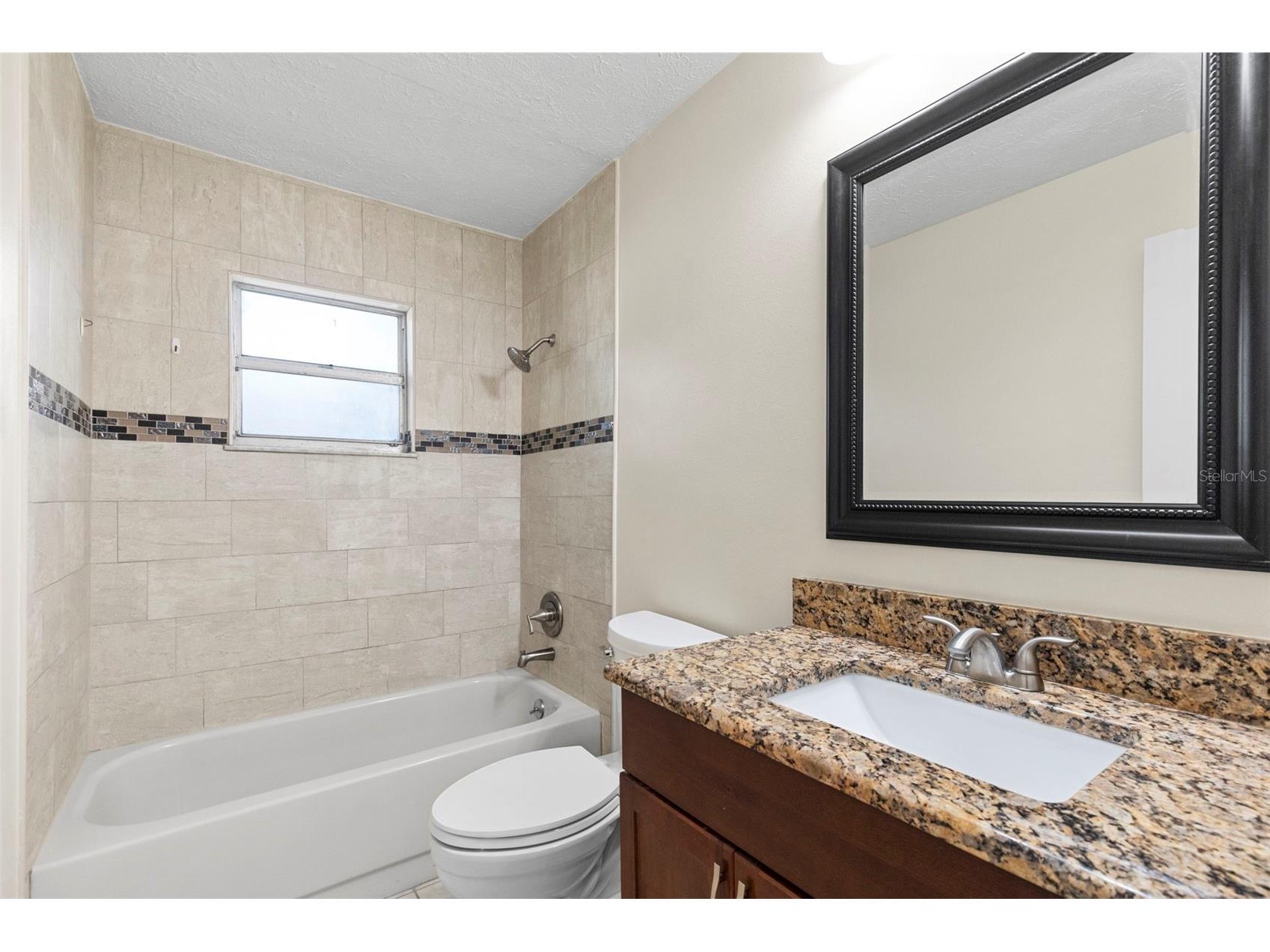 8904 W Flora Street Tampa FL 33615 TB8532318 image11