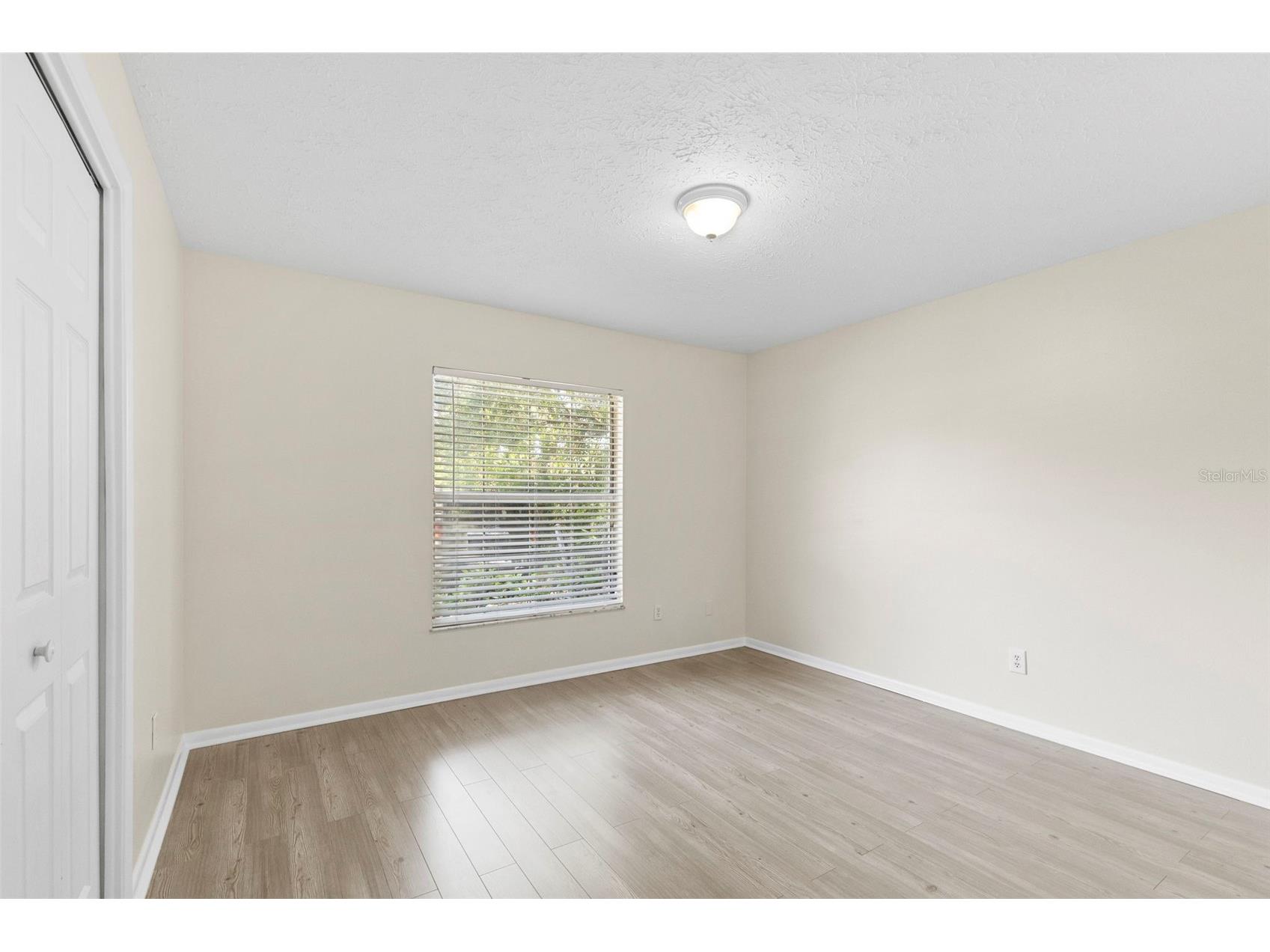 8904 W Flora Street Tampa FL 33615 TB8532318 image12
