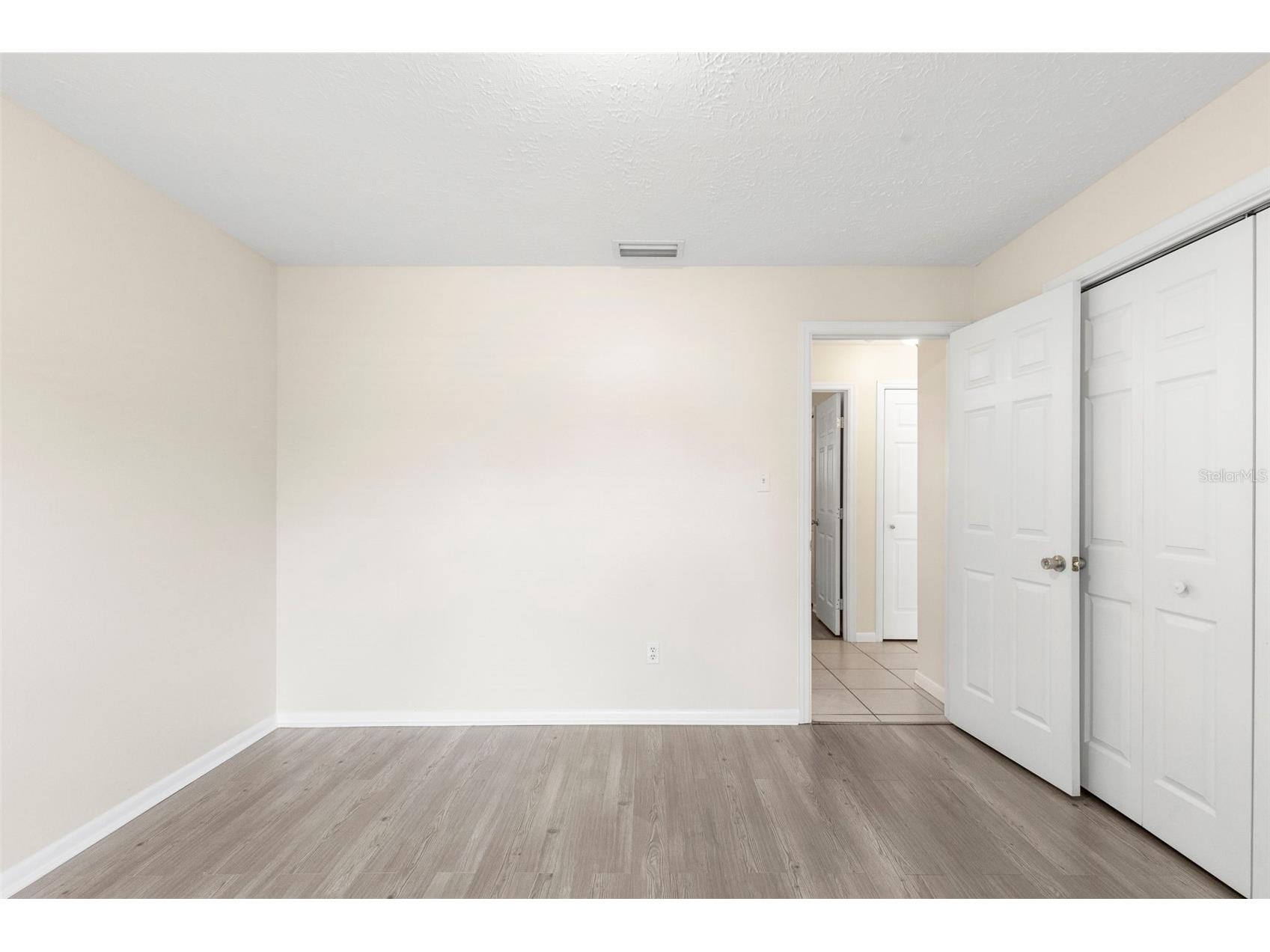 8904 W Flora Street Tampa FL 33615 TB8532318 image13