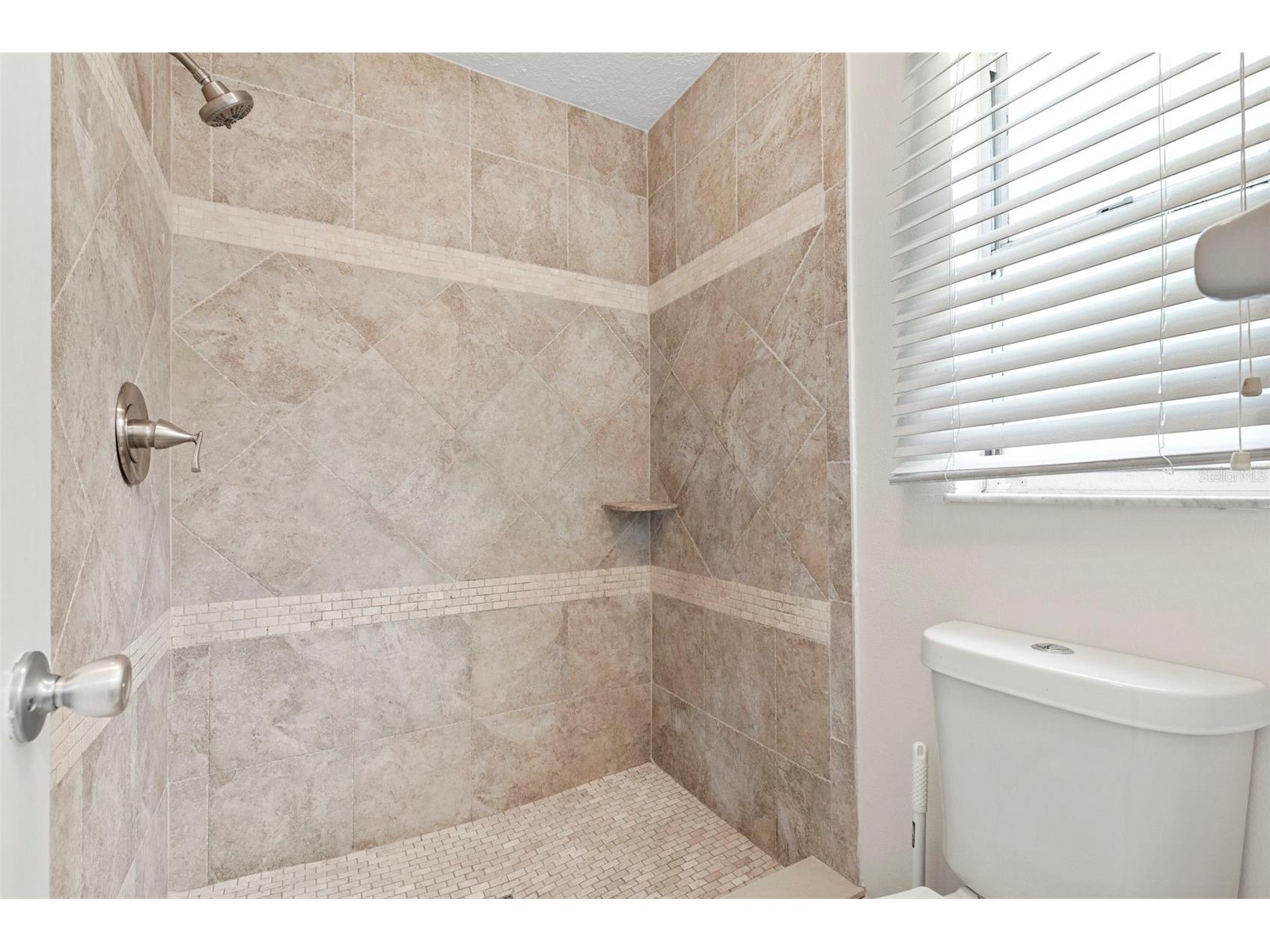 8904 W Flora Street Tampa FL 33615 TB8532318 image30