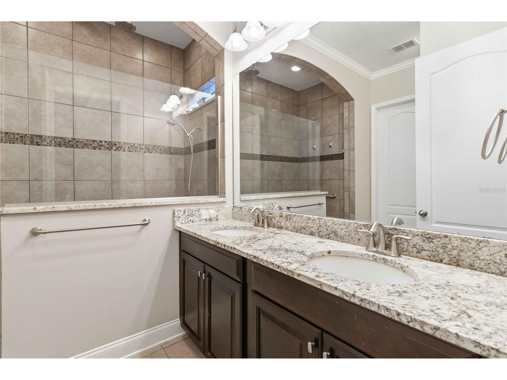8905 Laureate Boulevard Orlando FL 32827 O6377656 image14
