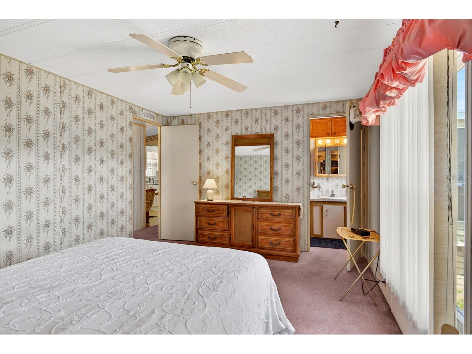 8906 31st Avenue E Palmetto FL 34221 A4692757 image23
