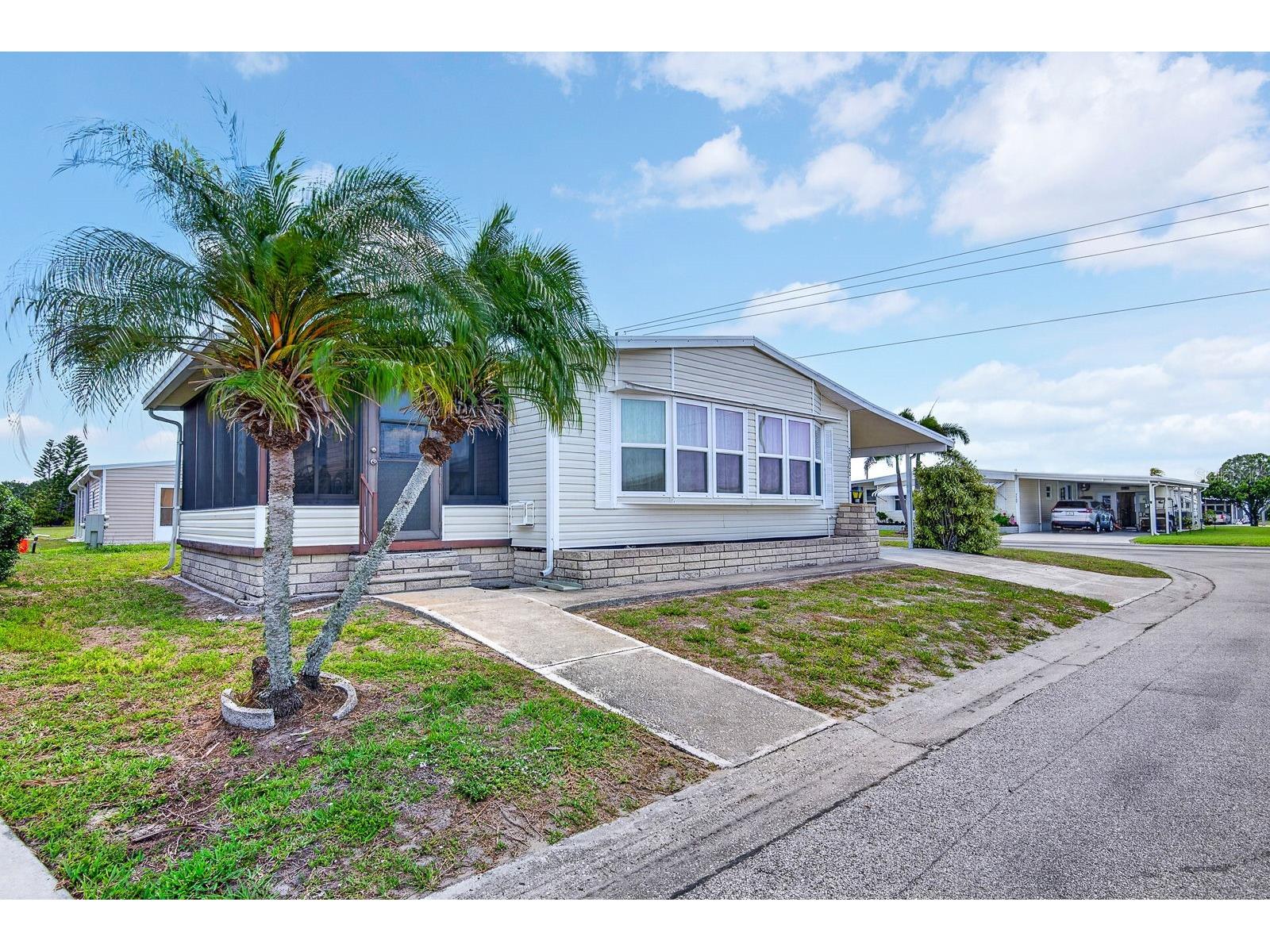 8906 31st Avenue E Palmetto FL 34221 A4692757 image6