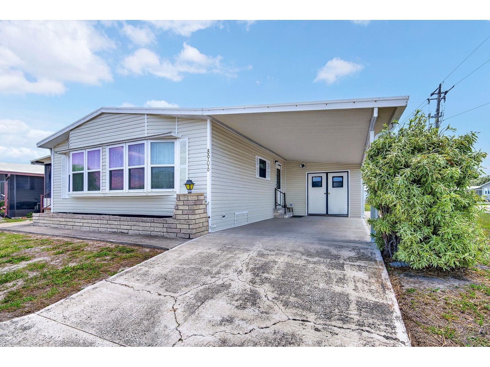 8906 31st Avenue E Palmetto FL 34221 A4692757 image8
